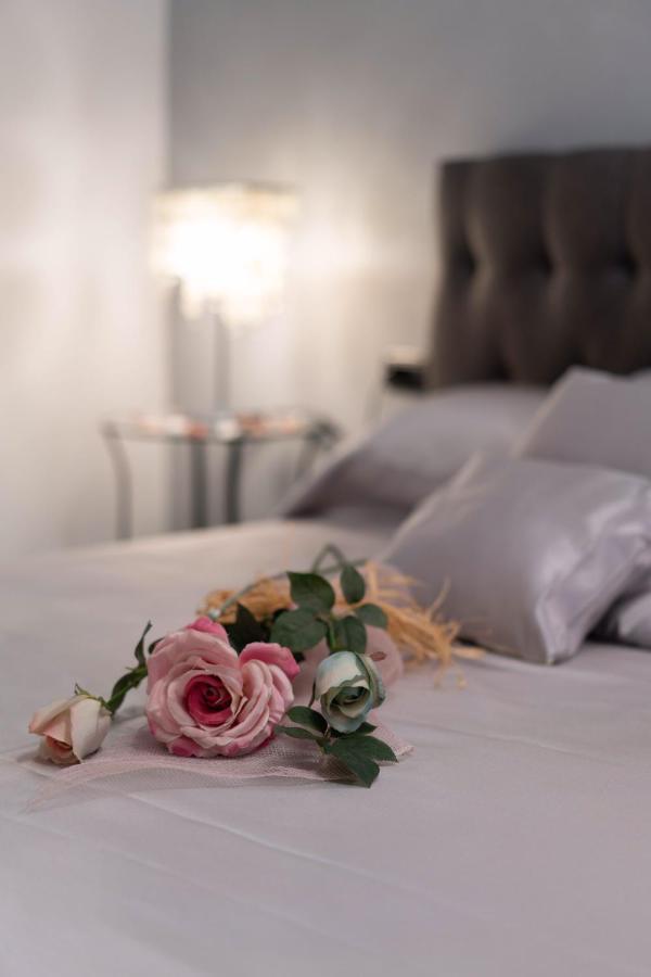 Apartment New In!amalie At Santa Lucia Naples