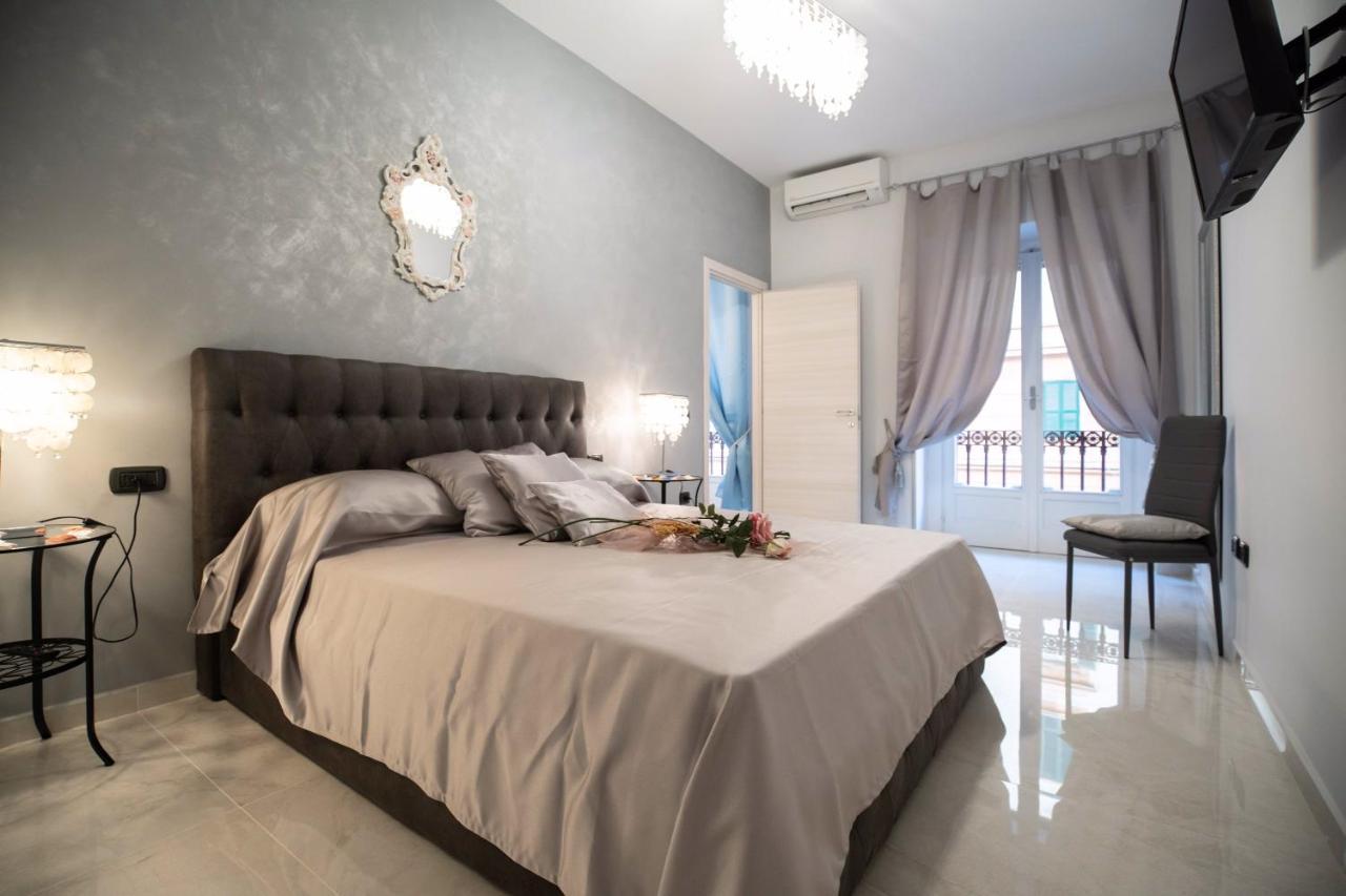 New In!amalie At Santa Lucia Appartamento Napoli